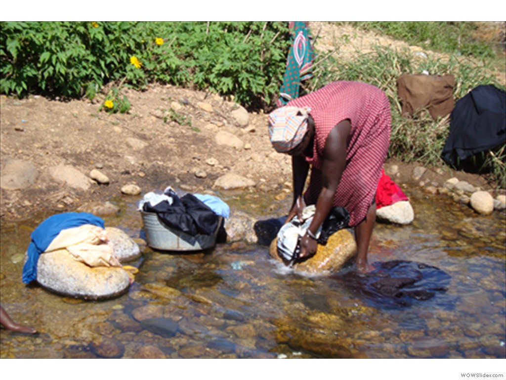 Mulanje at rhe river1004